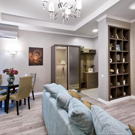 Jane Stone Apartments Odessa Ngoại thất bức ảnh